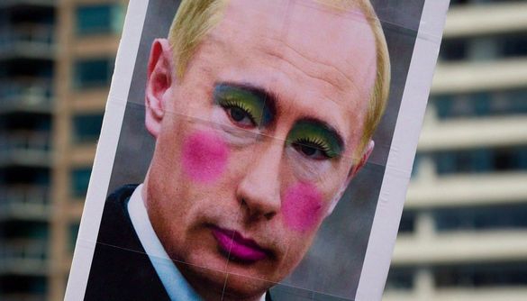 Статья за накрашенного Путина. Размещение картинки с &laquo;гламурным&raquo; президентом РФ приравняли к экстремизму