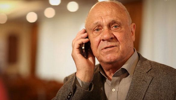 Режисер фільму «Москва слезам не верит» став персоною нон грата в Україні Режисер фільму «Москва слезам не верит» став персоною нон грата в Україні