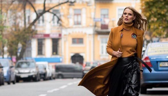 Ольга Фреймут покликала всіх охочих на фінальний бал проекту «Від пацанки до панянки» Ольга Фреймут покликала всіх охочих на фінальний бал проекту «Від пацанки до панянки»