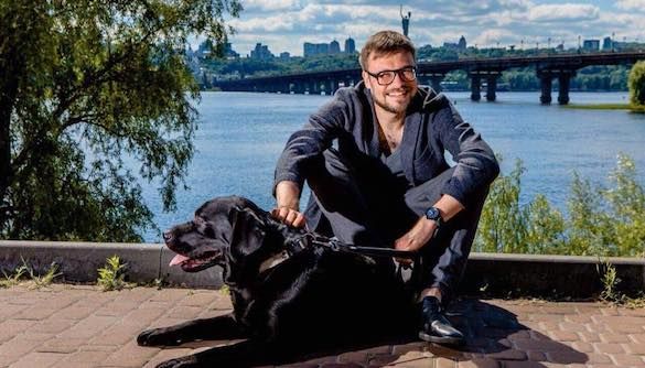 Ведущий &laquo;Сніданку з 1+1&raquo; ищет хозяев для породистого лабрадора