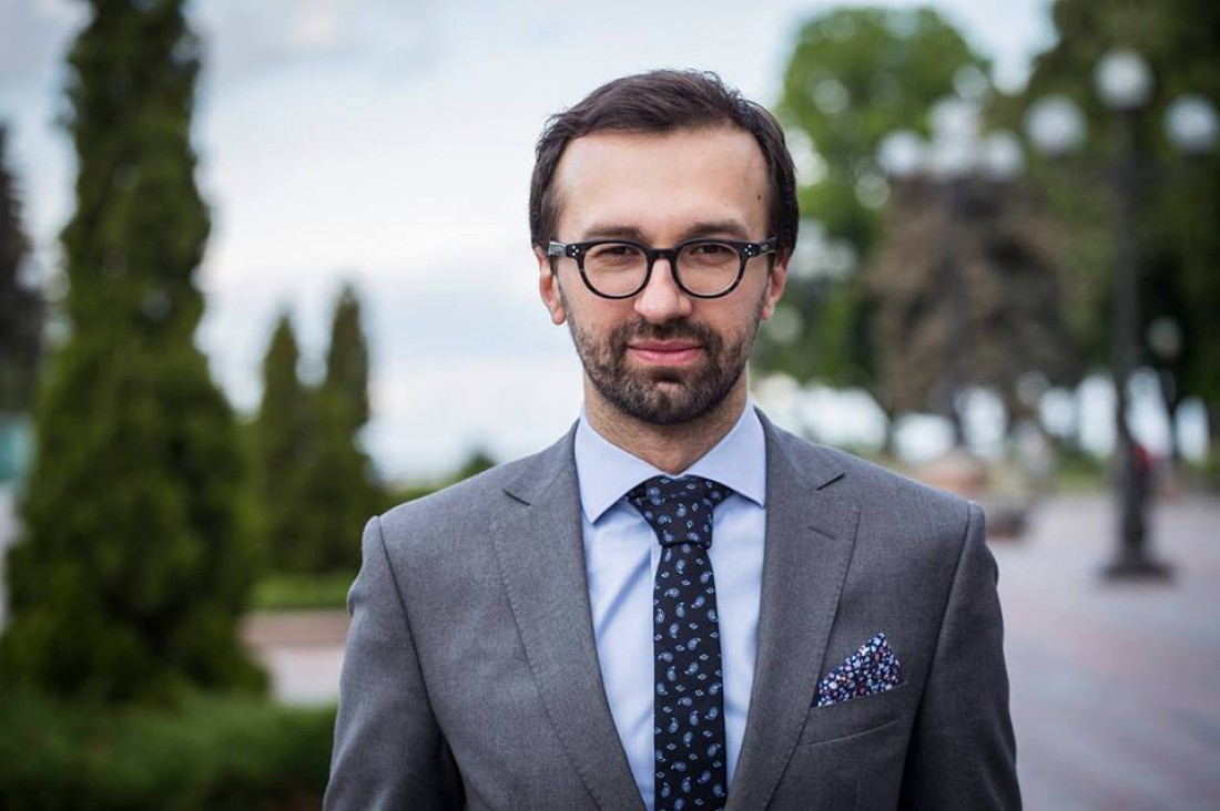 Суд разрешил НАБУ проверить телефонные переговоры депутата Сергея Лещенко в связи с покупкой квартиры