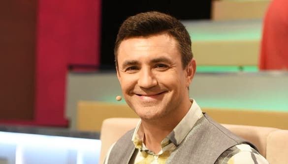 Полуобнаженный Николай Тищенко в фартуке принял вызов на &laquo;Танці з зірками&raquo;