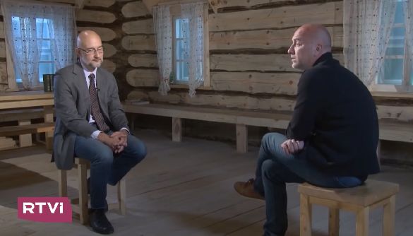Запрещенный Нацсоветом канал RTVI взял интервью у Прилепина о Захарченко