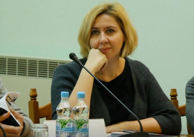 Директору ИМИ Оксане Романюк угрожают из-за ее поста об Анатолии Шарие
