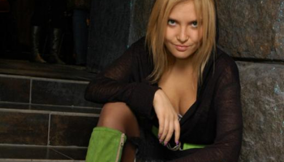 Сенсация: 19-летняя киевлянка написала глянцевую книгу!
