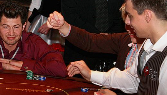 Посыпайко и Дикусар собрали «звездных» друзей на покер (ВИДЕО)
