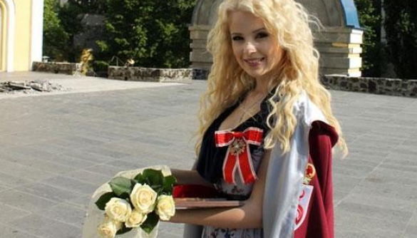 Ордена и звезды облепили грудь украинского шоу-бизнеса