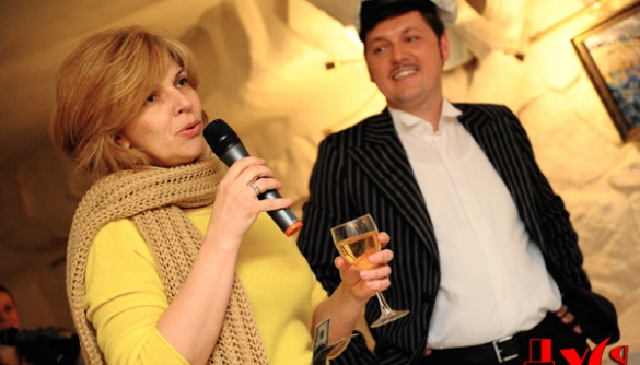 Как Ольга Богомолец с журналистами отпраздновала Новый год (ФОТО)