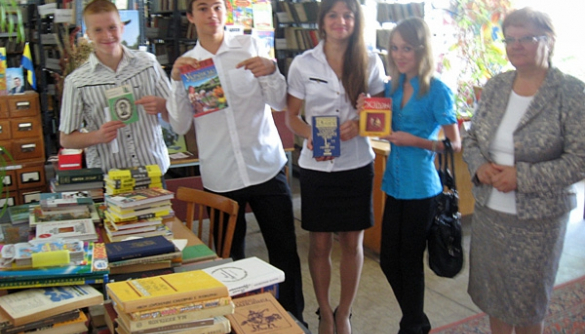 СТБ зібрав книжки для учнів Коцюбинського