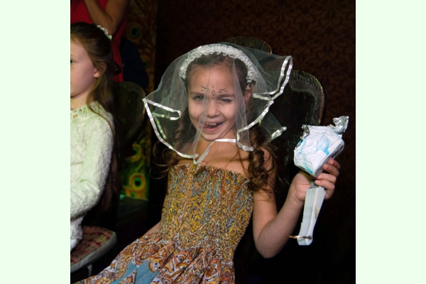 9-летняя дочь Татьяны Рамус стала дизайнером детской одежды (ФОТО)