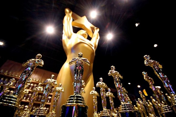 Список номинантов на «Оскар-2013»