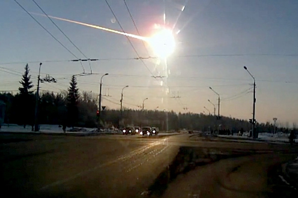 Россияне уже дали имя челябинскому метеориту (ВИДЕО, ФОТО)