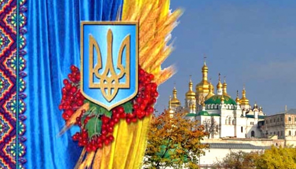 Дуся у телевизора: Если именинница не Украина, то кто тогда?