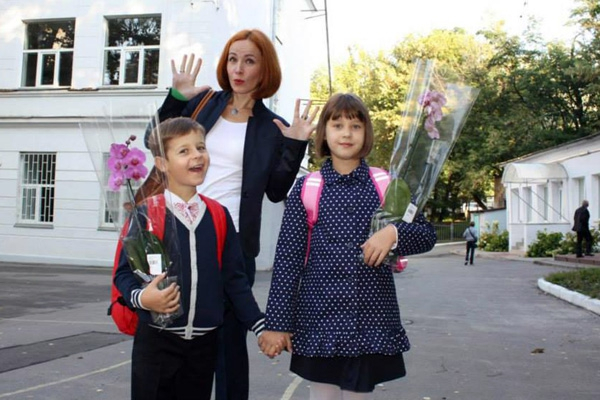 Известные телеведущие и медийщики показали детей-школьников (ФОТО)