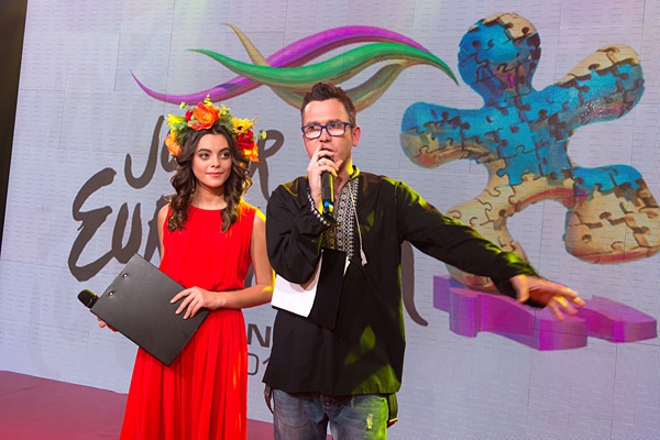 Дочь Валида Арфуша Лиза рассказала, как ей работалось на «Детском Евровидении»