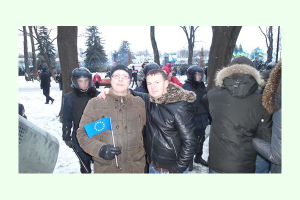 Виталия Сыча и Михаила Ганницкого не пустили на митинг Партии регионов