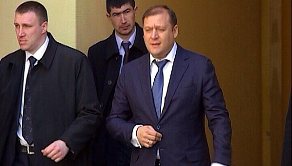 Журналисты опознали в охранниках Добкина конвоиров Януковича (ФОТО)