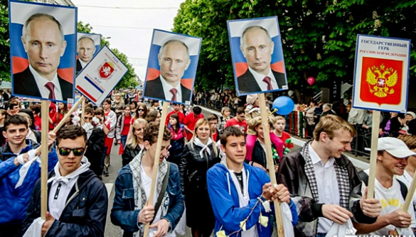Канал 112 собирается 9 мая транслировать парад победы России в Крыму