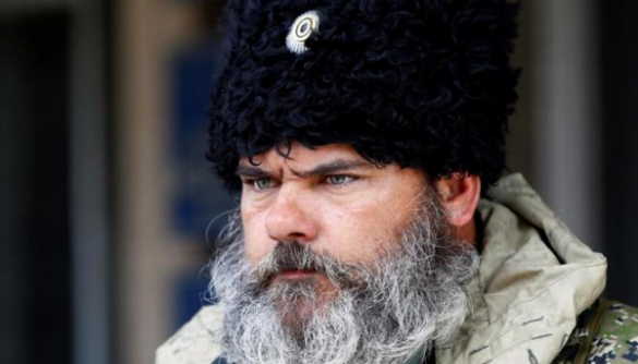 Бородатый террорист Бабай потеребил девочек на концерте в Краматорске (ВИДЕО)