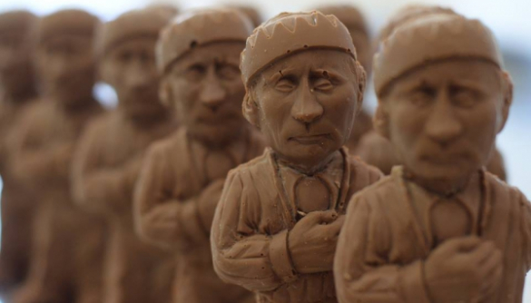 Во Львове продают шоколадного Путина в ватнике (ФОТО)