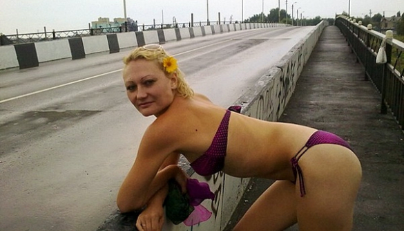 Суровый няш-мяш Луганщины показал свои фотографии без белья (ФОТО)