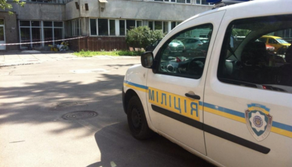 Неизвестные минеры в третий раз заставили бегать журналистов канала Порошенко