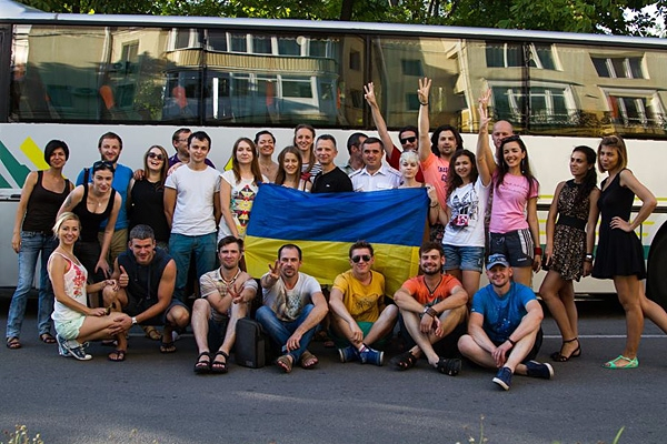 Настя Приходько и Тоня Матвиенко отправляются в новый прифронтовой тур по Донбассу