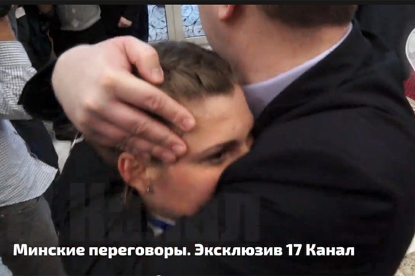 Журналистке канала «Россия24» заткнули рот (ВИДЕО)