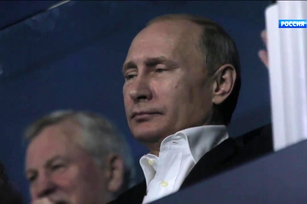 Дуся у телевизора: Владимир Соловьев представил миру житие великого Путина