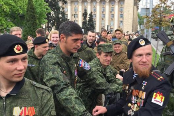 «Увидеть Донецк и онеметь»: медийщики о параде «ДНР»
