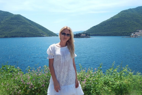 Победительница «Х-Фактора» похвасталась отдыхом в Черногории (ФОТО)