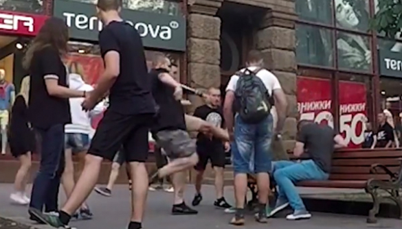 Украинские журналисты проверили, как киевляне реагируют на геев (ВИДЕО)
