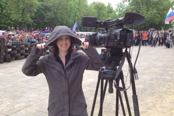 Для остроты сюжета: британская журналистка вдохновила боевиков на обстрел украинцев