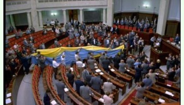 «Давайте пригласим Павлычко – пусть нам тут споет!»: как провозглашали независимость Украины