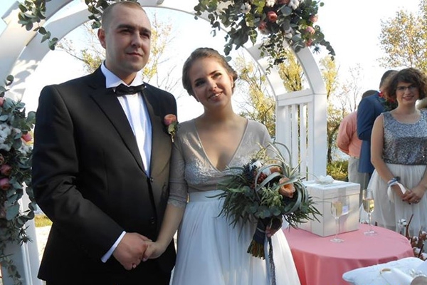 Журналистка «Обозревателя» вышла замуж за защитника Донецкого аэропорта (ФОТО)