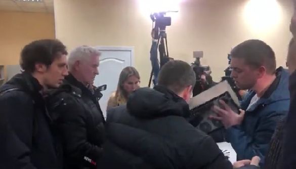 Сюжет для нового сезону &laquo;Слуги народу&raquo;. Медійники про обшуки офісу та домівок співробітників &laquo;1+1&raquo;