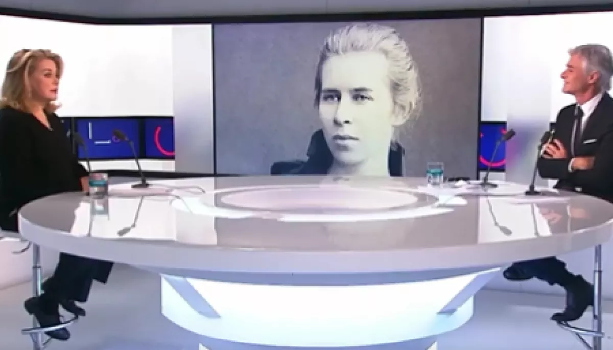 Акторка Катрін Денев в етері каналу TV5 Monde читала дебютний вірш Лесі Українки Акторка Катрін Денев в етері каналу TV5 Monde читала дебютний вірш Лесі Українки