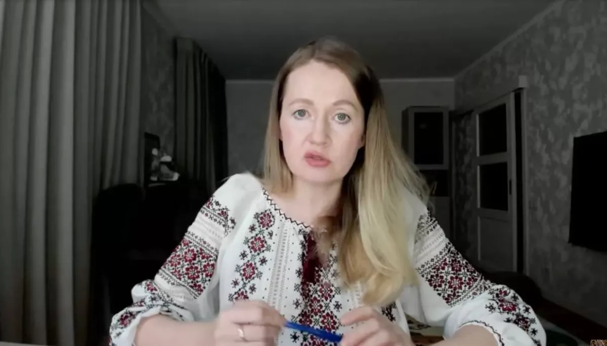 &laquo;Сидять дві російські лібералки і обговорюють, чий Крим&raquo;: Рагулівна розкритикувала Гессен та Альбац