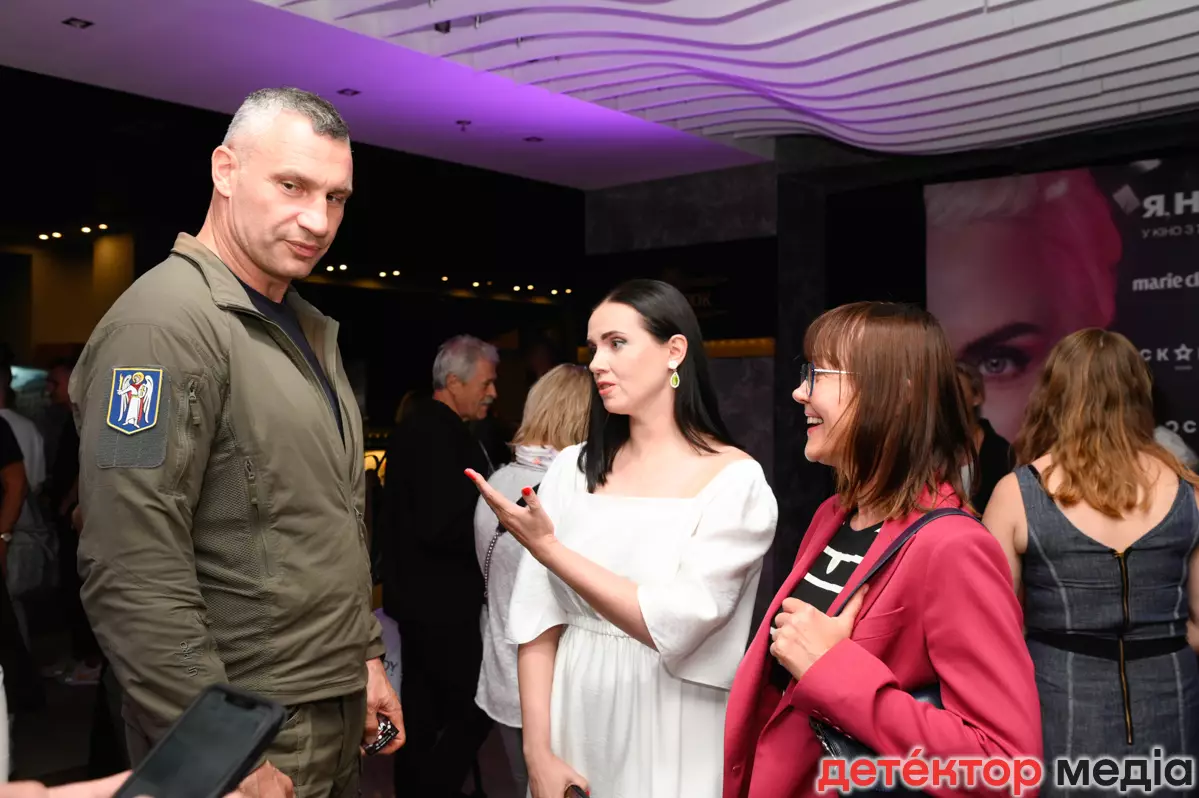 Як поєднати чорний гумор, дружбу і боротьбу з хворобою. Репортаж із передпоказу стрічки &laquo;Я, Ніна&raquo;