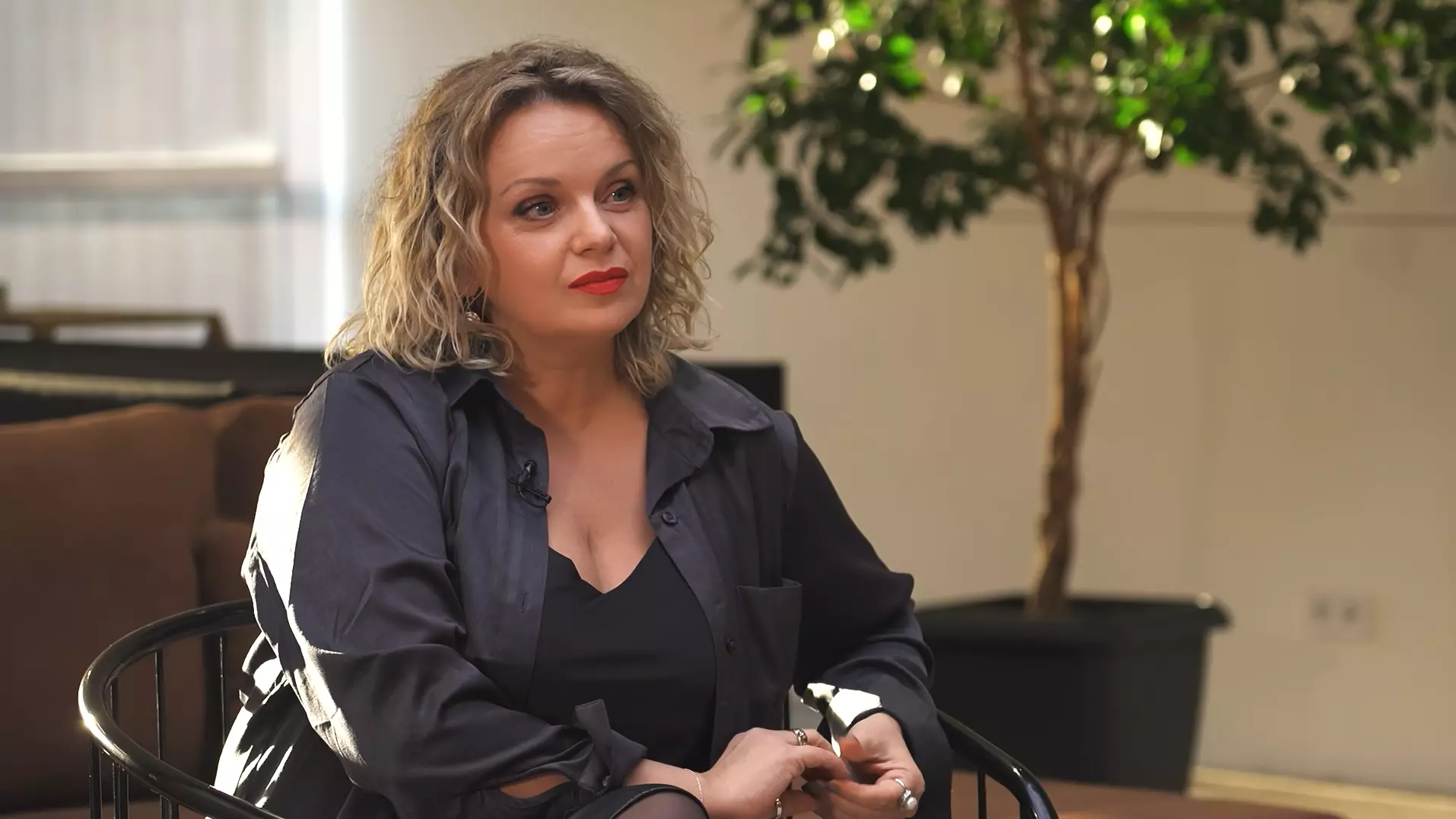 «На той час це були шалені гроші». Ірма Вітовська розповіла про гонорари на ситкомі «Леся+Рома»