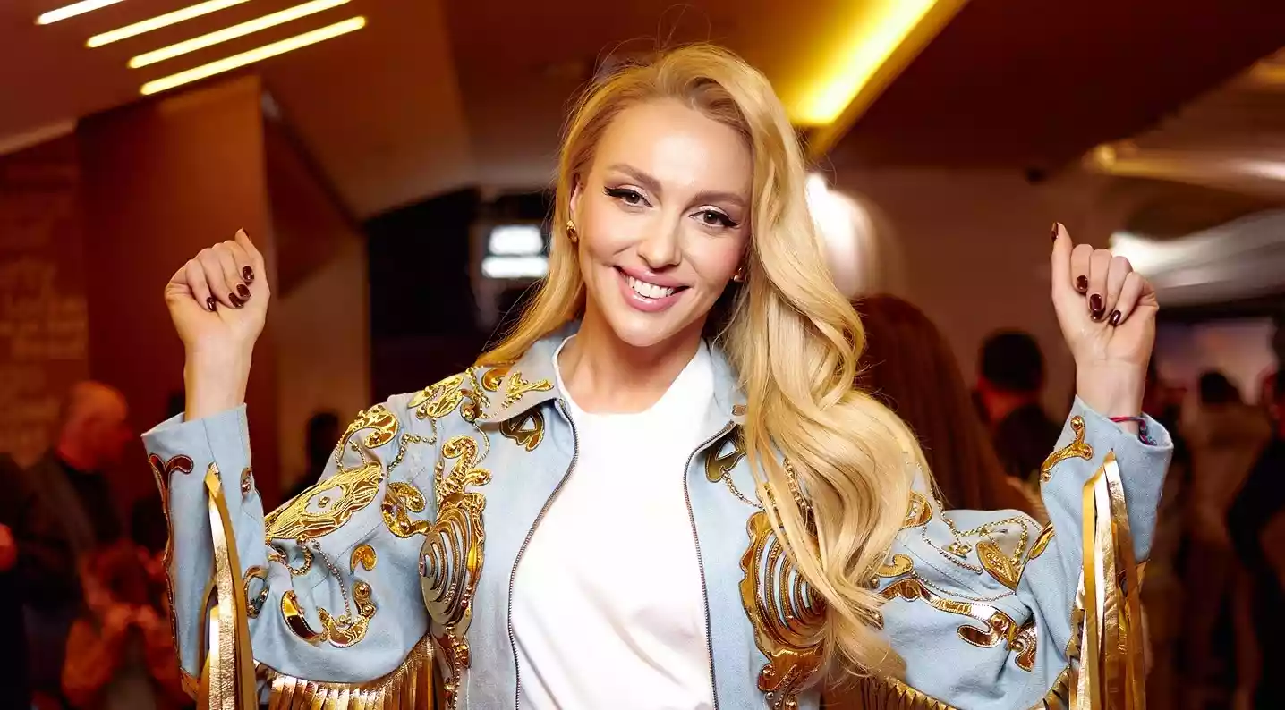 «Russian Style» тепер українською: Оля Полякова оголосила конкурс на переклад своєї «стародавньої» пісні