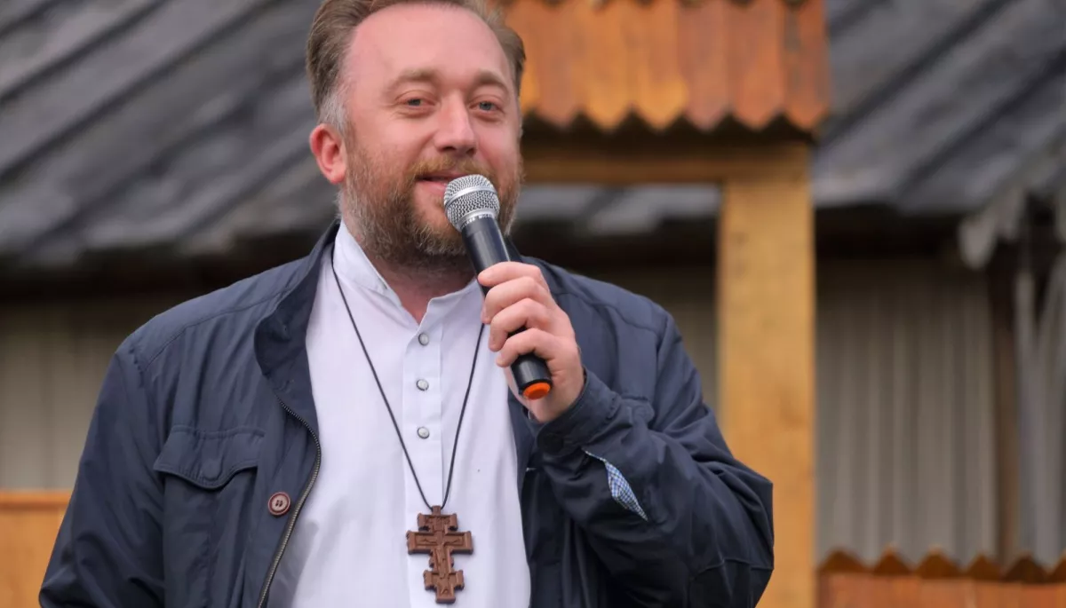 Свята кринжа: як отець Юстин Бойко в мережі обговорює богопротивні теми