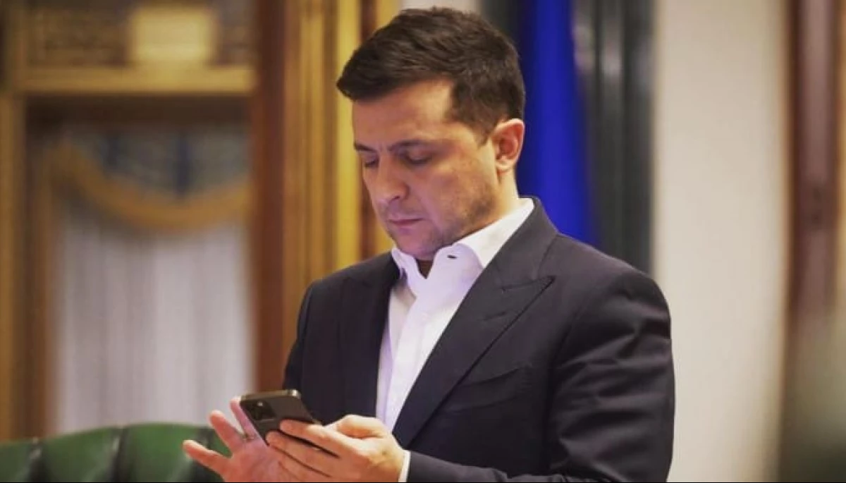 Трендовий твіт Зеленського не вразив міжнародну спільноту. Хтось погано вчив англійські матюки