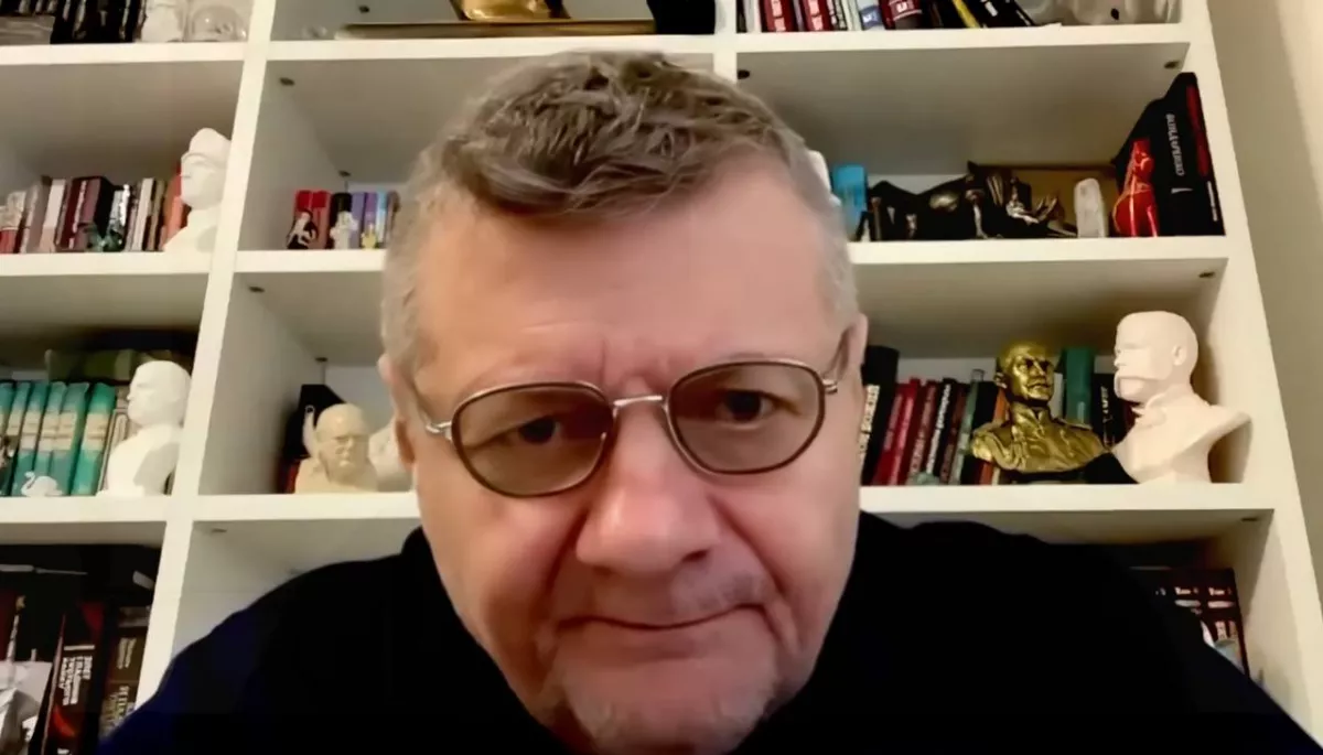 Баленсіага, це ти? Фейкові порваті труси колишнього нардепа Ігоря Мосійчука порвали соцмережі Баленсіага, це ти? Фейкові порваті труси колишнього нардепа Ігоря Мосійчука порвали соцмережі