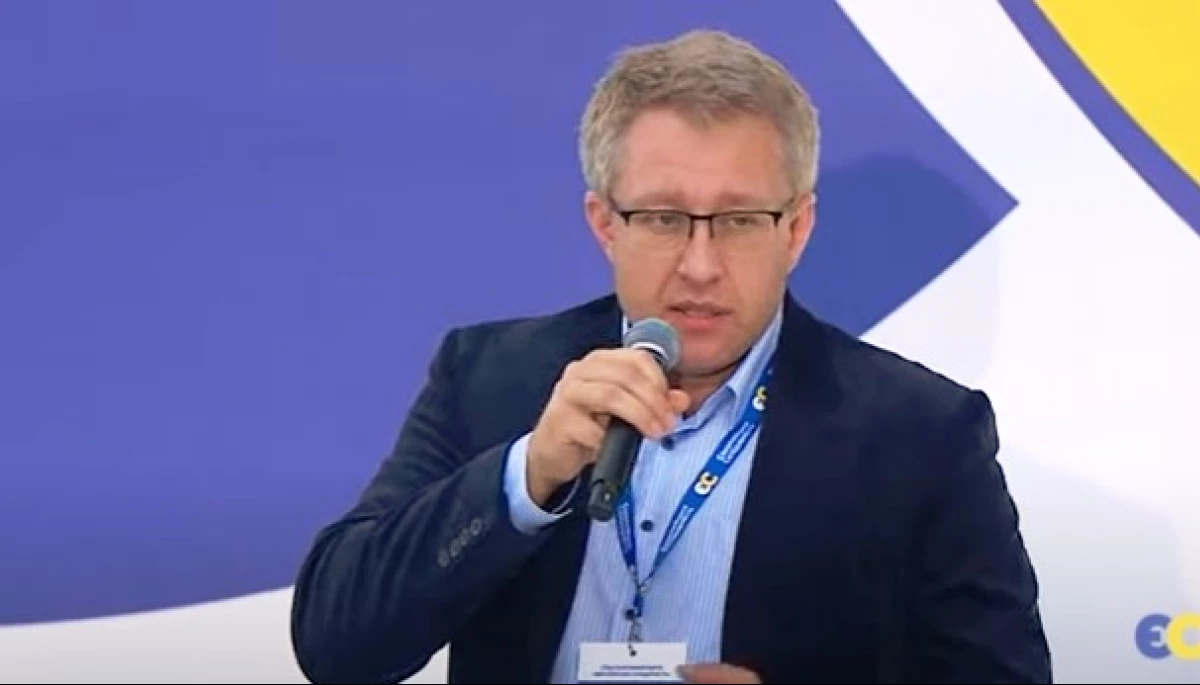 Воші проти гнид. Віталій Гайдукевич написав, що Зеленський страшніший за Путіна Воші проти гнид. Віталій Гайдукевич написав, що Зеленський страшніший за Путіна