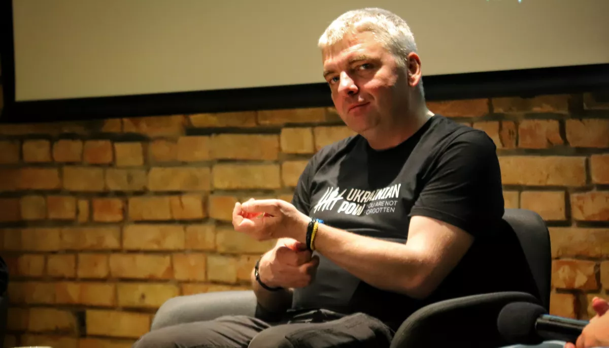 «Чувак, я тебе знаю. Ти просто дуже боїшся». Максим Буткевич розповідає про пресуху Медведєва і не тільки «Чувак, я тебе знаю. Ти просто дуже боїшся». Максим Буткевич розповідає про пресуху Медведєва і не тільки