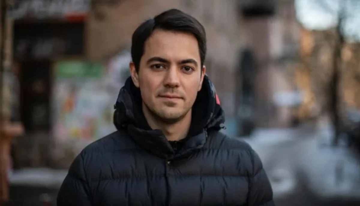 Пригріли змію! Колишній радник Володимира Зеленського Олександр Роднянський розніс українську владу в інтерв'ю російській «Медузі» Пригріли змію! Колишній радник Володимира Зеленського Олександр Роднянський розніс українську владу в інтерв'ю російській «Медузі»